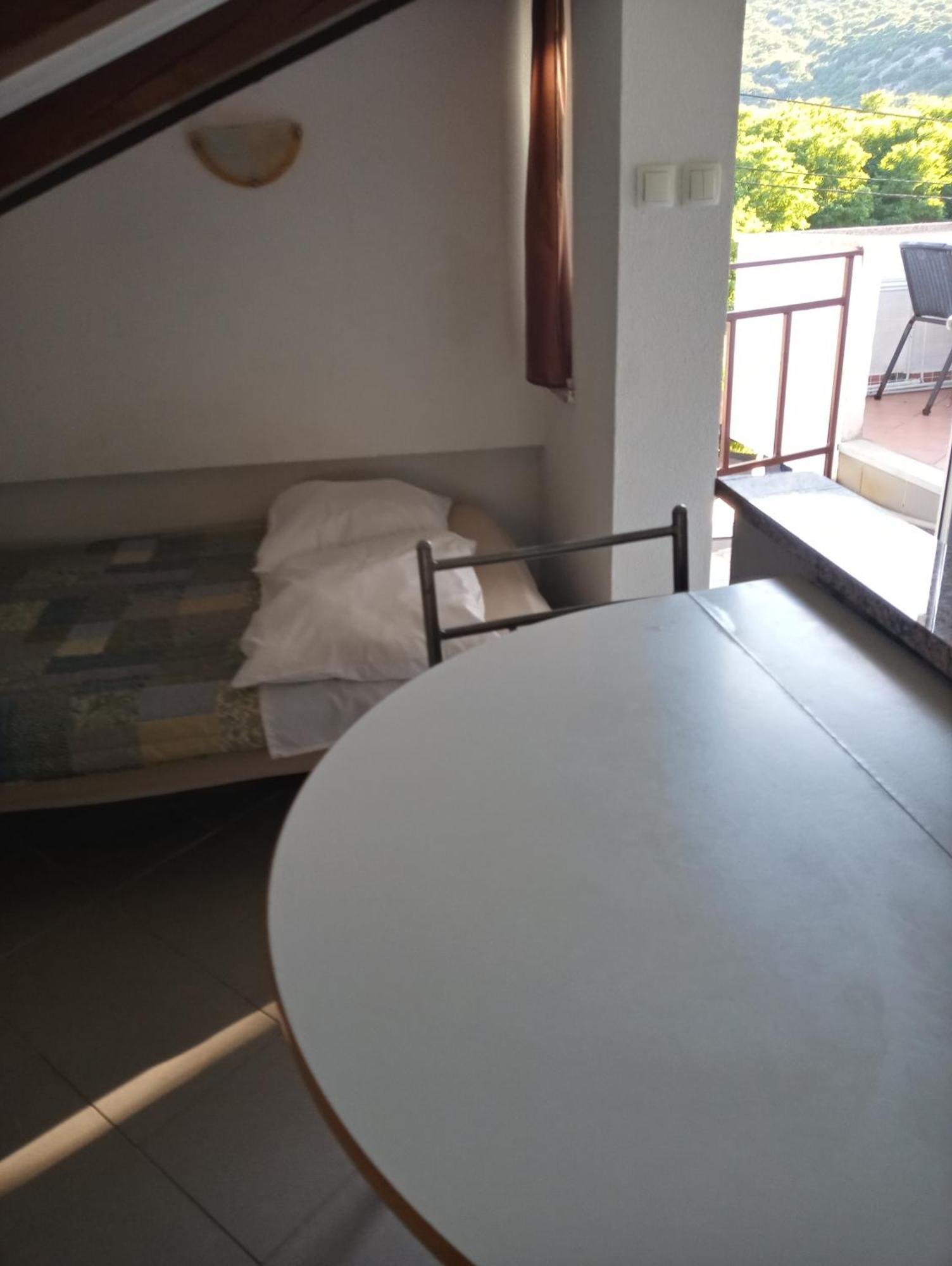 Apartament Sersic *