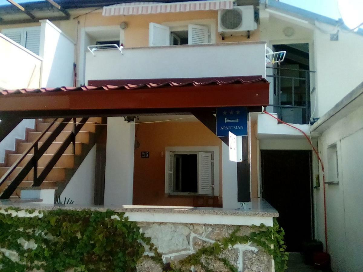 Sersic Apartment *